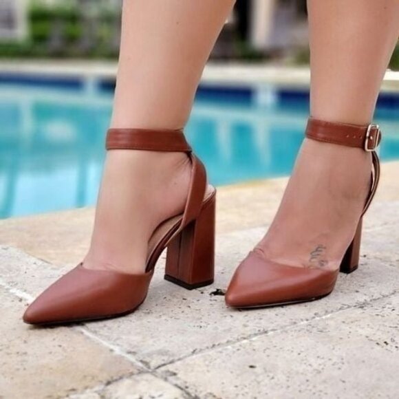 Women's Tan Pointy Toe Ankle Strap Block Heel - Picture 2 of 5